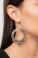 Load image into Gallery viewer, CASUALLY CAPRICIOUS - SILVER EARRING
