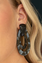 Load image into Gallery viewer, THE HAUTE ZONE - BLACK ACRYLIC POST EARRING