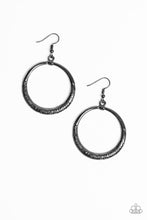 Load image into Gallery viewer, MODERN SHIMMER - BLACK EARRING