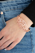 Load image into Gallery viewer, AIRY ASYMMETRY - ROSE GOLD BRACELET