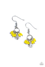 Load image into Gallery viewer, TWINKLING TRINKETS - YELLOW EARRING