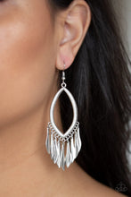Load image into Gallery viewer, MY FLAIR LADY - SILVER EARRING