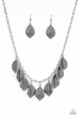 A TRUE-LEAF-ER  -  SILVER NECKLACE