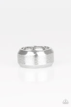 Load image into Gallery viewer, CHECKMATE - MEN&#39;S SILVER RING