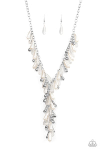 DRIPPING WITH DIVA-ATTITUDE - WHITE NECKLACE