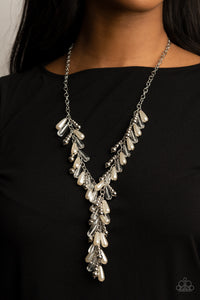 DRIPPING WITH DIVA-ATTITUDE - WHITE NECKLACE
