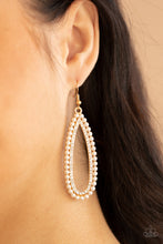 Load image into Gallery viewer, GLAMOROUSLY GLOWING - GOLD EARRING