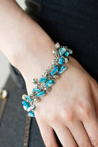 PLENTYFUL PEBBLES - BLUE BRACELET