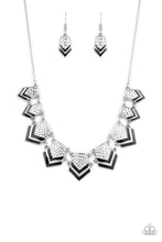 Load image into Gallery viewer, PACK PRINCESS - BLACK NECKLACE