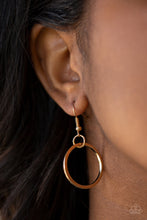 Load image into Gallery viewer, NATURAL-BORN RINGLEADER - GOLD NECKLACE