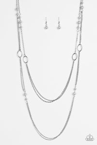 THE NEW GIRL IN TOWN- SILVER NECKLACE