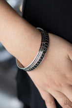 Load image into Gallery viewer, FLAWLESS FLAUNTER - BLACK BRACELET