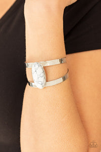 QUARRY QUEEN - WHITE BRACELET