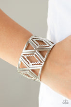 Load image into Gallery viewer, TEXTILE TANGO - SILVER BRACELET