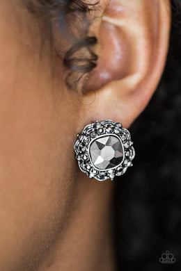 STARRY STARLET - SILVER POST EARRING