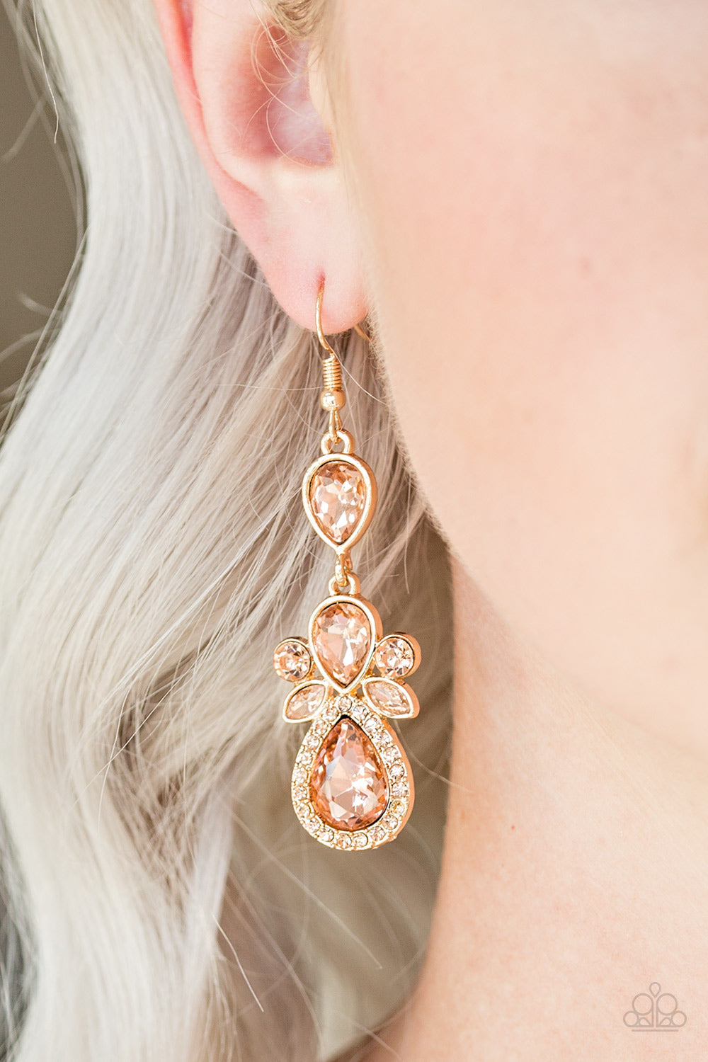ALL ABOUT GLAM - GOLD EARRING