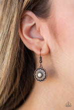Load image into Gallery viewer, BADLANDS BUTTERCUP - COPPER EARRING