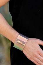 Load image into Gallery viewer, HOLOGRAPHIC AURA - MULTI BRACELET