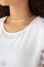 Load image into Gallery viewer, SERPENTINE SHEEN - GOLD NECKLACE