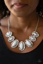 Load image into Gallery viewer, TERRA COLOR - WHITE NECKLACE