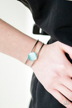 Load image into Gallery viewer, TURN UP THE GLOW - BLUE BRACELET