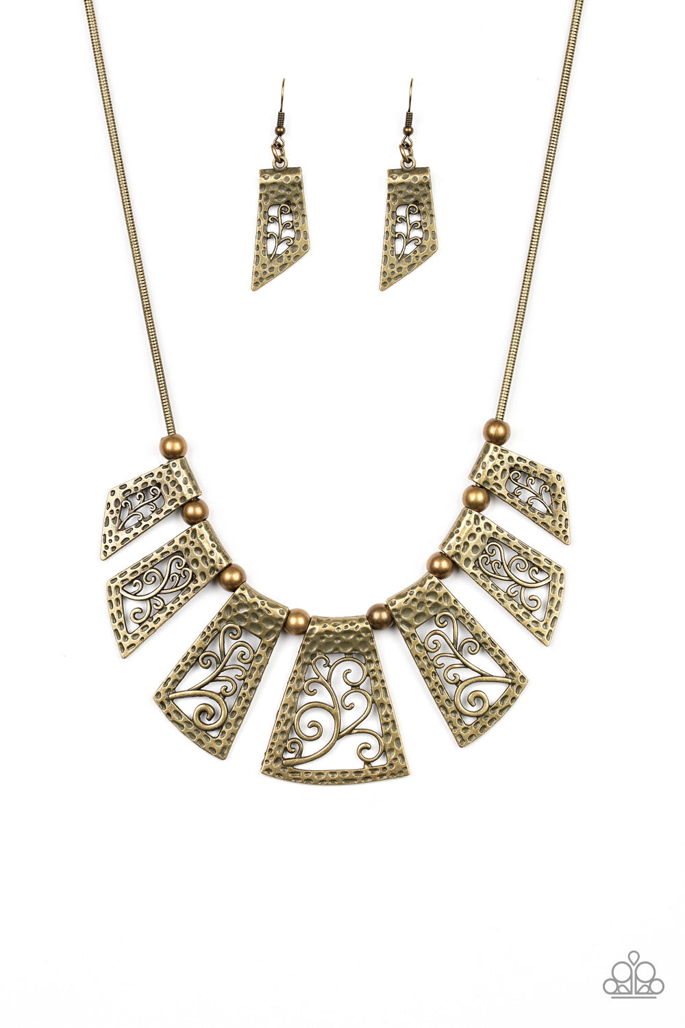 VINTAGE VINEYARD - BRASS NECKLACE