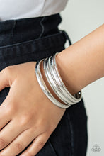 Load image into Gallery viewer, BASIC BAUBLE - SILVER BRACELET