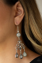 Load image into Gallery viewer, ROYAL RENOVATION - SILVER EARRING