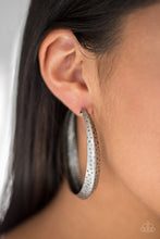 Load image into Gallery viewer, JUNGLE TO JUNGLE - SILVER HOOP EARRING