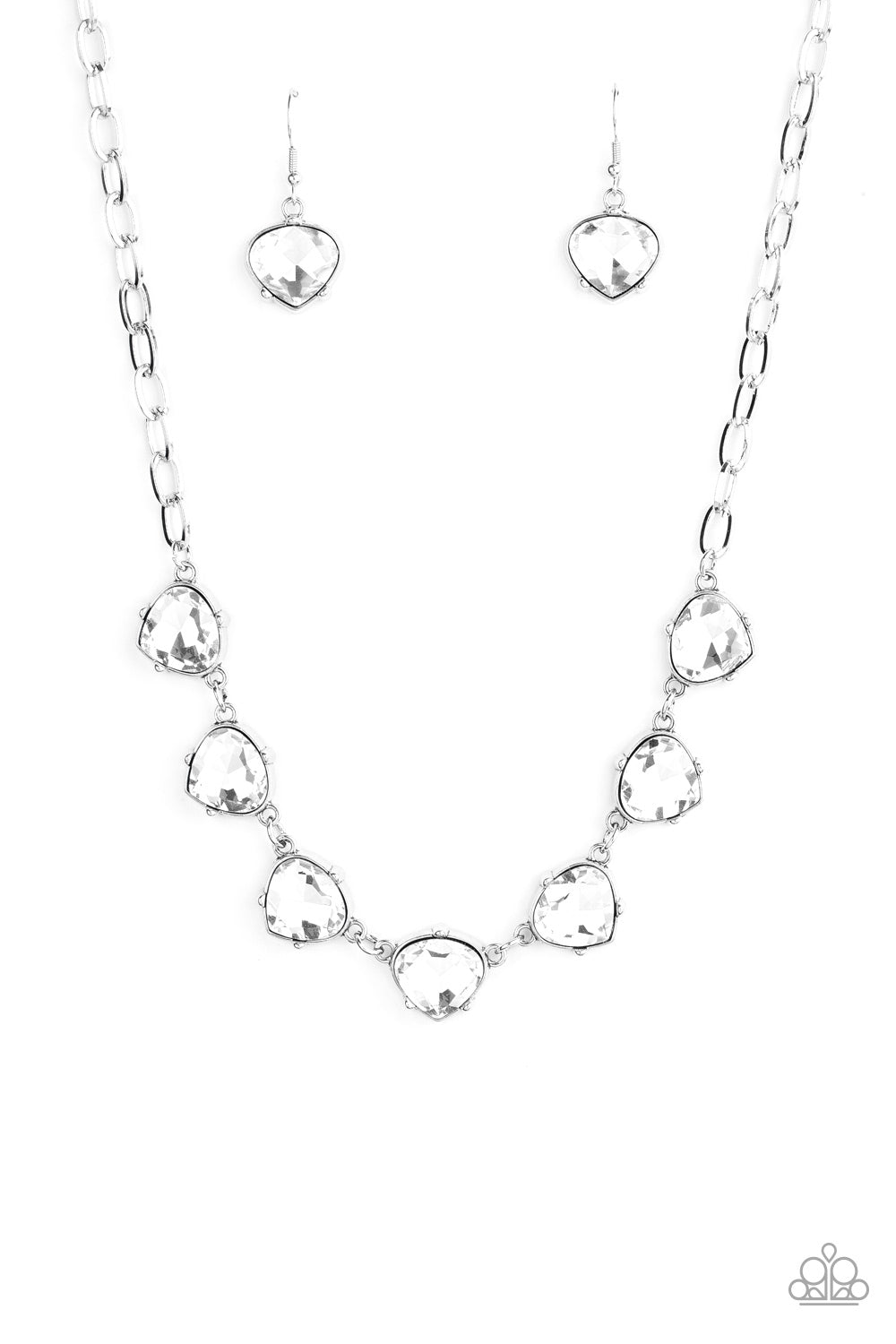 STAR QUALITY SPARKLE - WHITE NECKLACE
