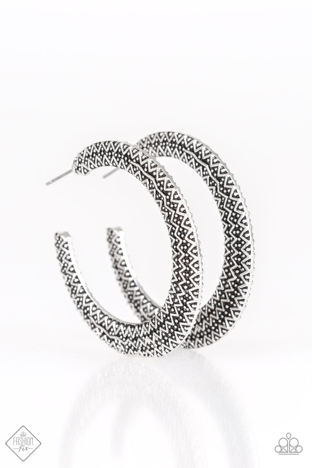 TALK ABOUT TEXTURE - SILVER POST HOOP EARRING