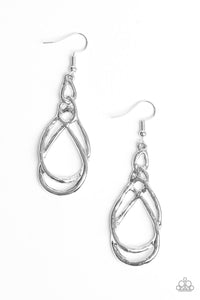 TWISTED ELEGANCE - SILVER EARRING
