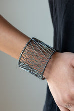 Load image into Gallery viewer, WORK FOR WIRE - BLACK BRACELET