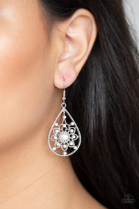 A FLAIR FOR FABULOUS - WHITE EARRING