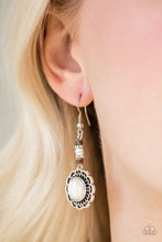 Load image into Gallery viewer, DESERT BLISS - WHITE EARRING