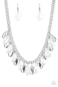 FRINGE FABULOUS - WHITE NECKLACE