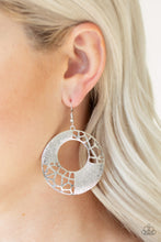 Load image into Gallery viewer, SHATTERED SHIMMER - SILVER EARRING