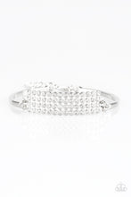 Load image into Gallery viewer, TOP-CLASS CLASS - WHITE BRACELET