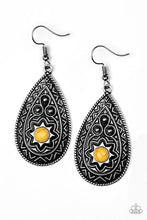 Load image into Gallery viewer, SUMMER SOL - YELLOW EARRING