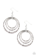 Load image into Gallery viewer, METALLIC RUFFLE - SILVER EARRING