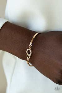 SIMPLE SOPHISTICATION - GOLD BRACELET