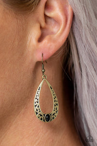 COLORFULLY CHARISMATIC - BRASS EARRING