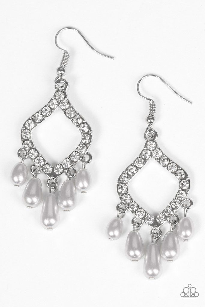 DIVINELY DIAMOND - SILVER EARRING