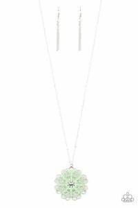 SPIN YOUR PINWHEELS - GREEN NECKLACE