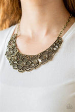 Load image into Gallery viewer, PETUNIA PARADISE - BRASS NECKLACE
