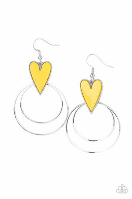 HAPPILY EVER HEARTS - YELLOW EARRING